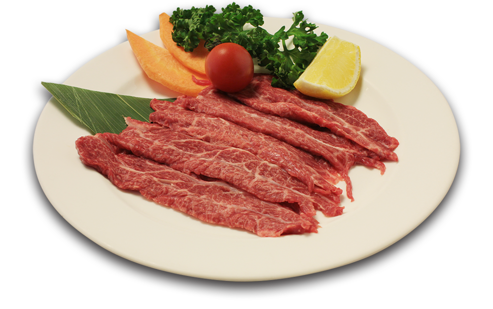 生のツラミの薄切りと付け合わせ野菜