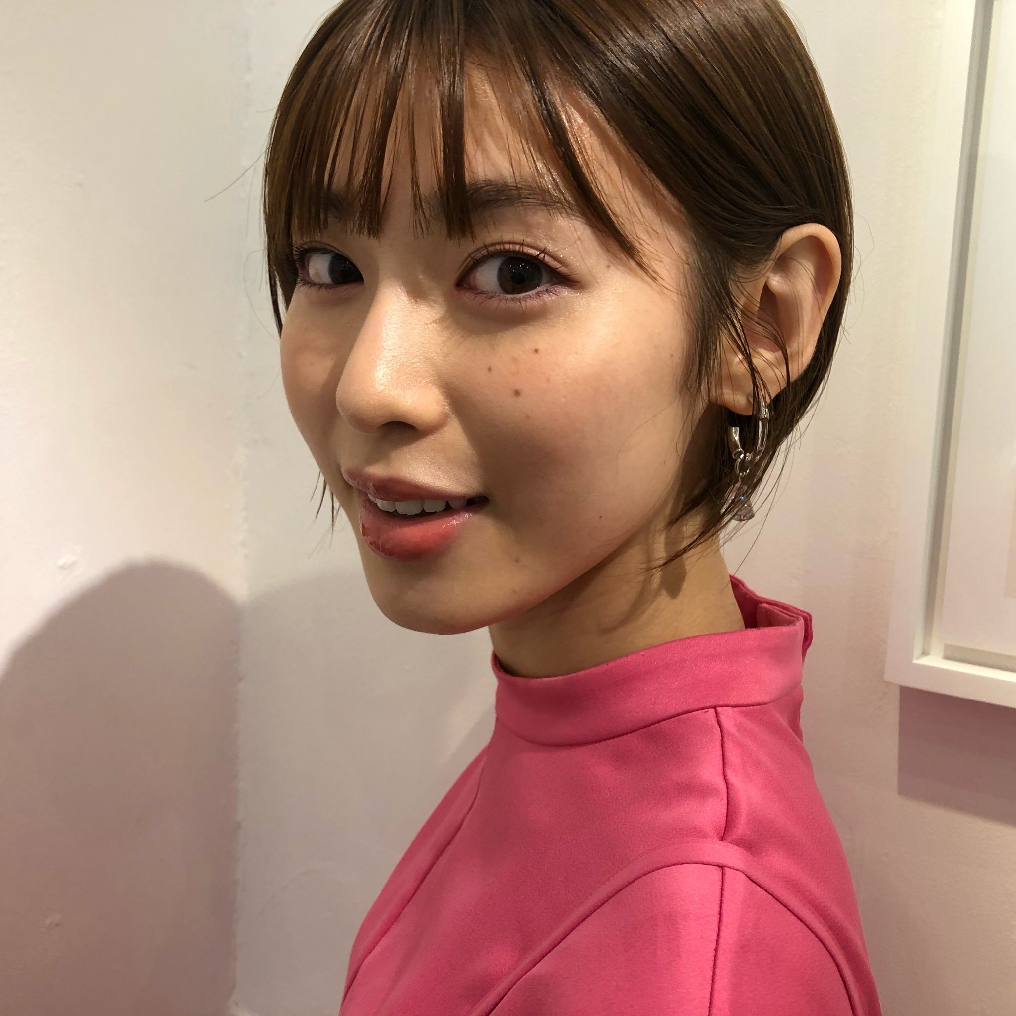 白石聖の顔少しアップ