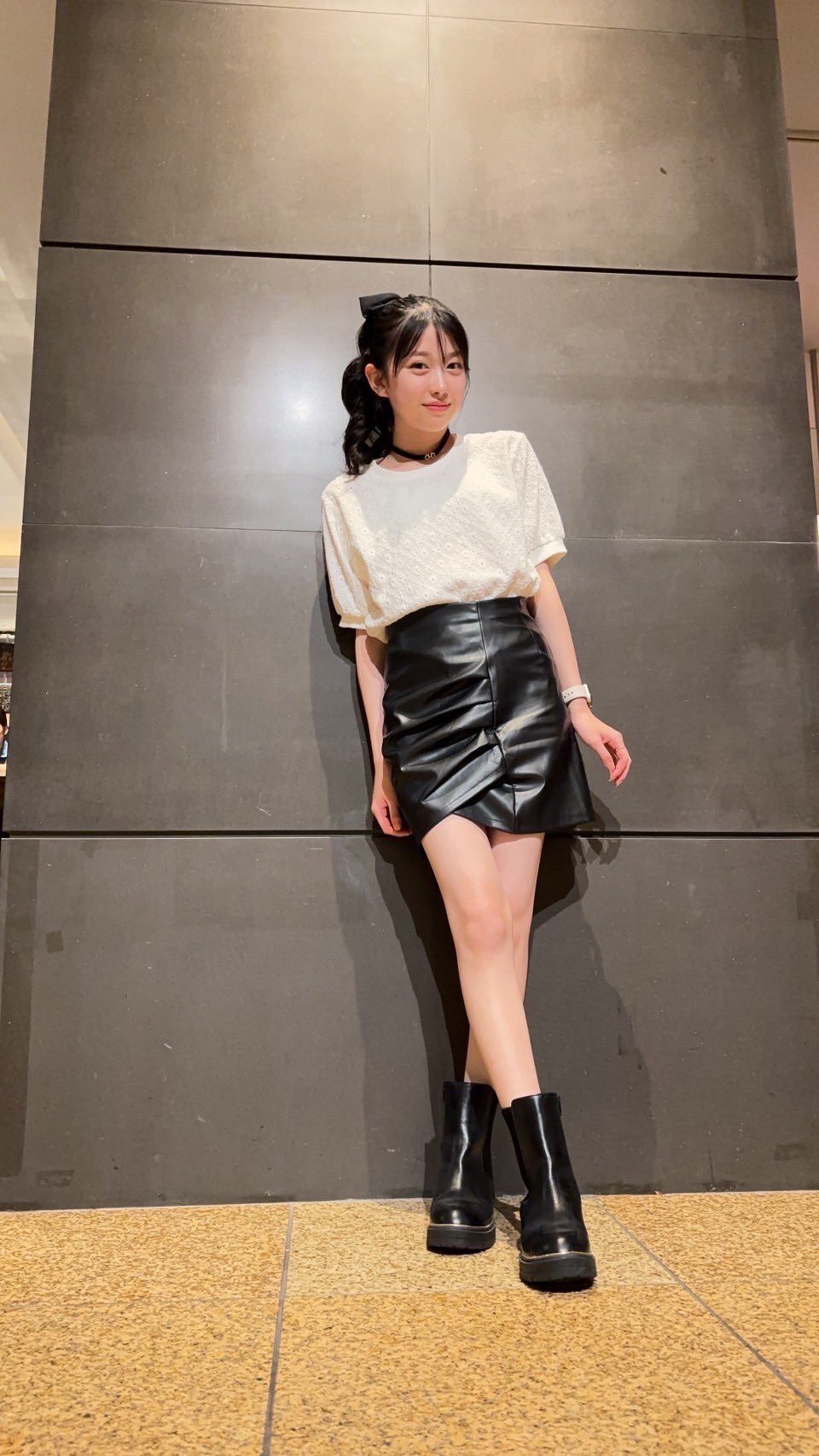 五藤希愛の全身